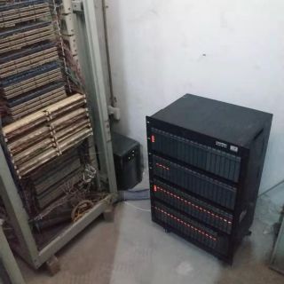華美達鐘樓店采用國威賽納NSN9000H數(shù)字程控交換機